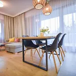 Apartamento Na Wyspie - Baltic Park - Z Sypialnia I Parkingiem - Ul Uzdrowiskowa 24-34