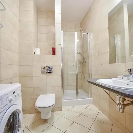 Na Wyspie - Baltic Park - Z Sypialnia I Parkingiem - Ul Uzdrowiskowa 24-34 *